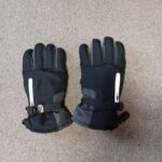 Black Adult gloves